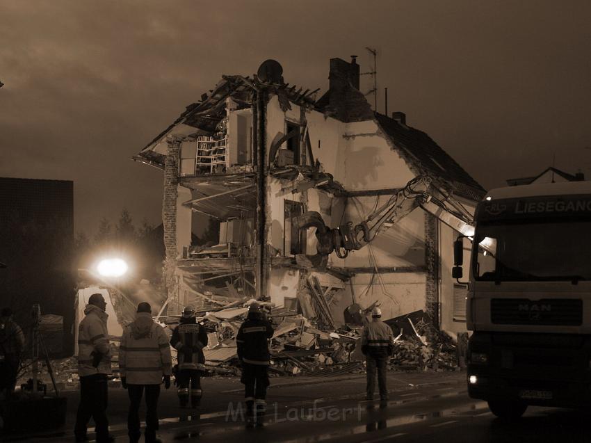 Hausexplosion Bruehl bei Koeln Pingsdorferstr P357.JPG